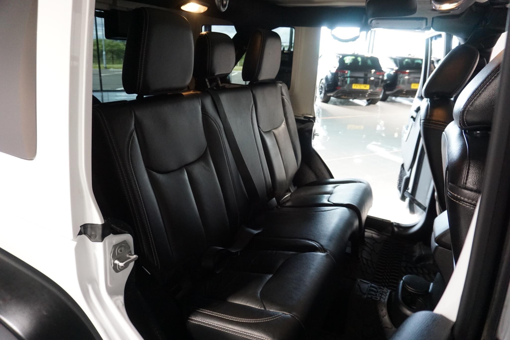 Jeep Wrangler 3.6 V6 JK Edition SUV 4dr Petrol Auto 4WD Euro 6 (280 bhp)